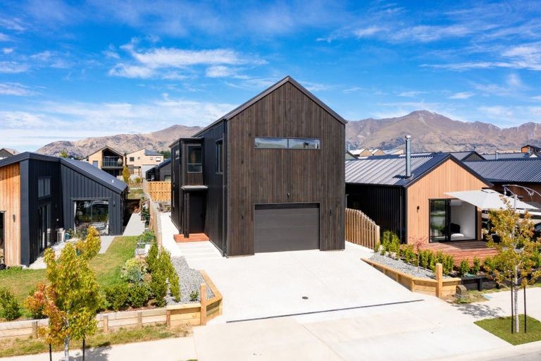 Photo of property in Northlake, 15 Malvern Road, Wanaka, 9305