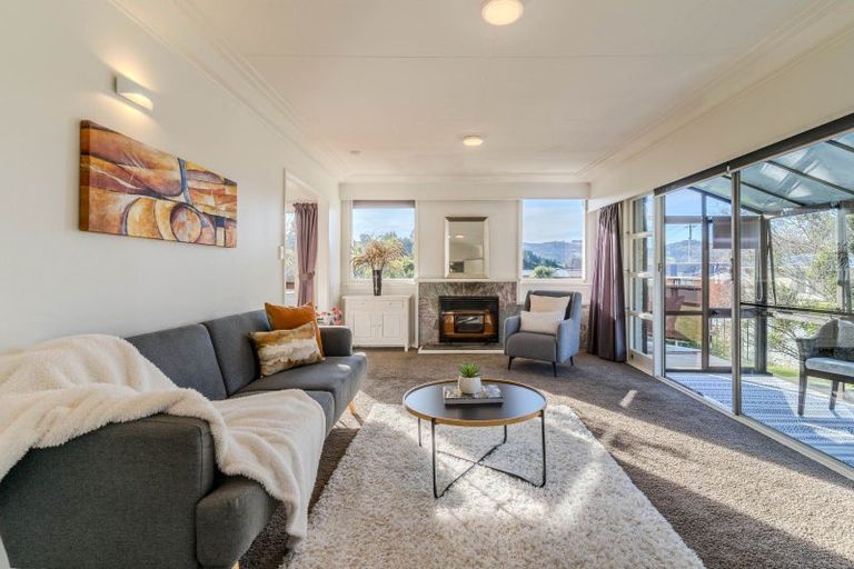 Photo of property in 2 Centennial Road, Fairfield, Dunedin, 9018