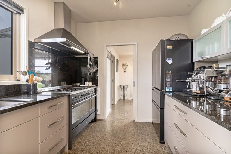 Photo of property in 18 Campbell Drive, Martinborough, 5711