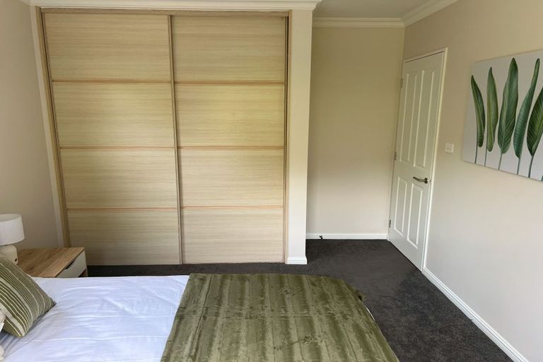 Photo of property in 88 San Marino Drive West, Henderson, Auckland, 0612