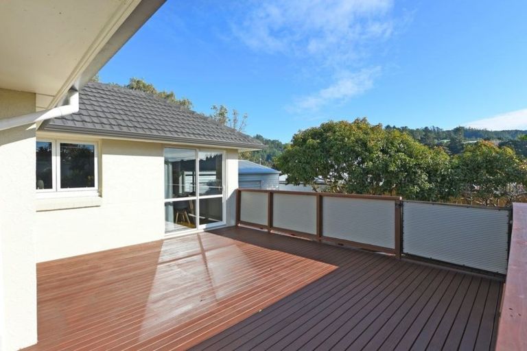 Photo of property in 343 Stokes Valley Road, Stokes Valley, Lower Hutt, 5019
