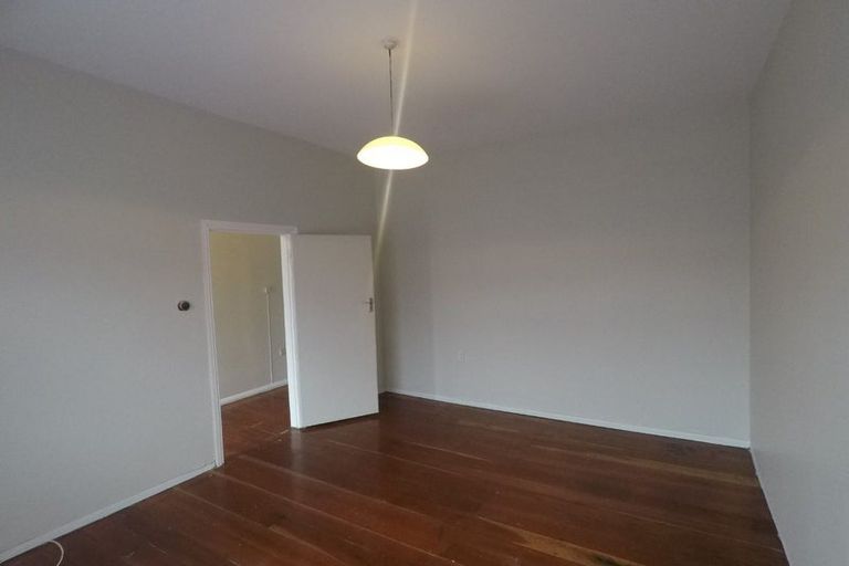 Photo of property in 177 Tasman Street, Mount Cook, Wellington, 6021