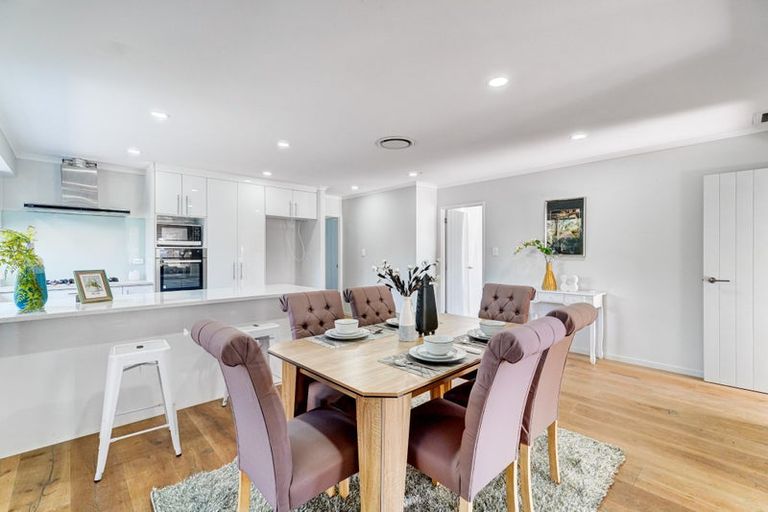 Photo of property in 2 Edendale Road, Somerville, Auckland, 2014