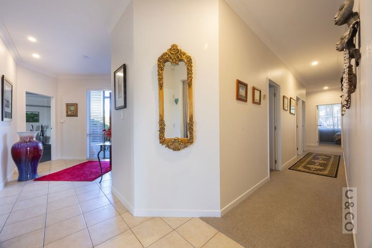 Photo of property in 19 Solan Drive, Waimauku, 0812
