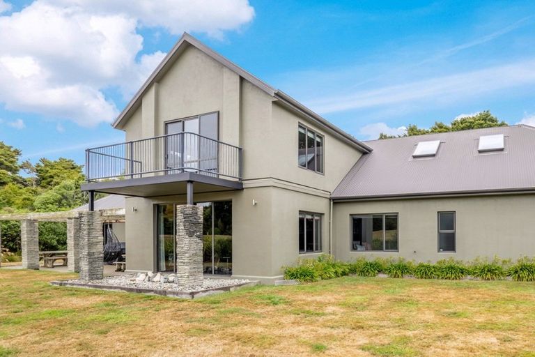 Photo of property in 16 Grant Road, Otatara, Invercargill, 9879