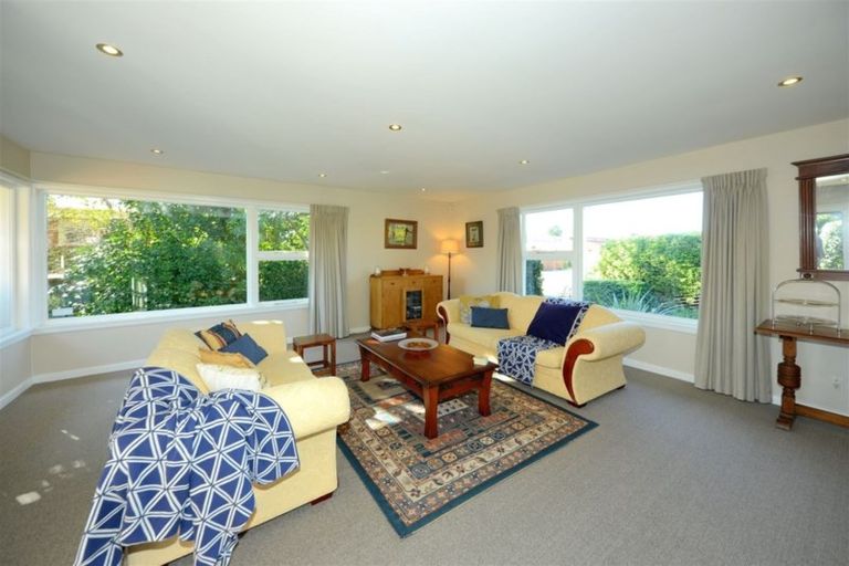 Photo of property in 97 Avonhead Road, Avonhead, Christchurch, 8042