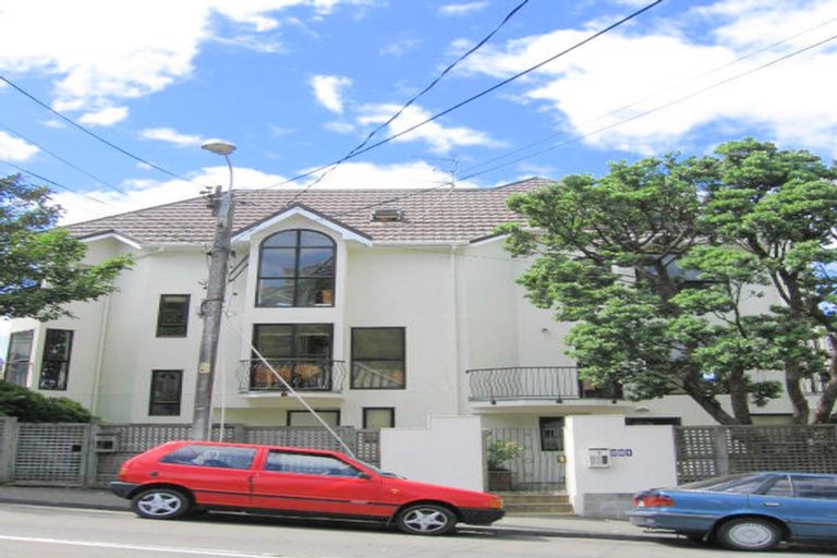 Photo of property in 281 The Terrace, Te Aro, Wellington, 6011