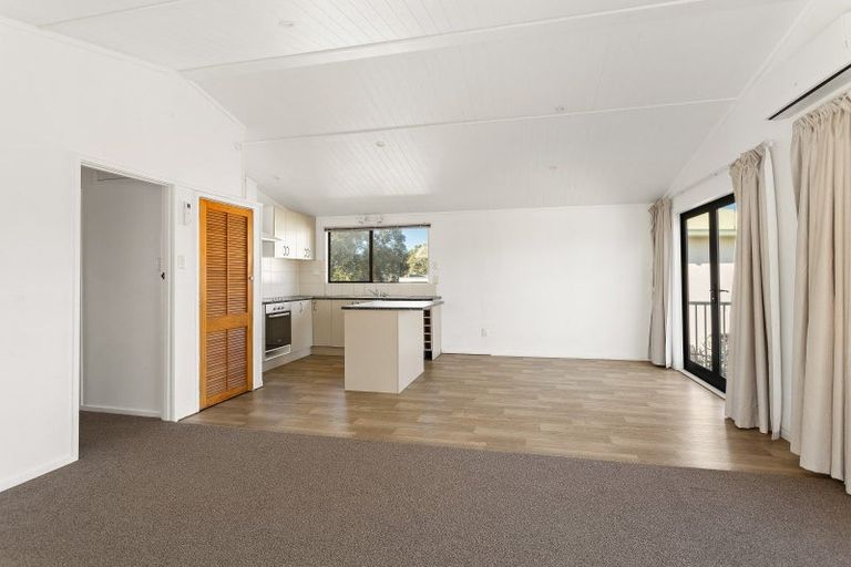 Photo of property in 74 Catherine Crescent, Whitianga, 3510