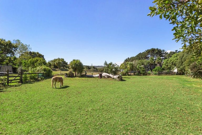 Photo of property in 385a Wainui Road, Raglan, 3297