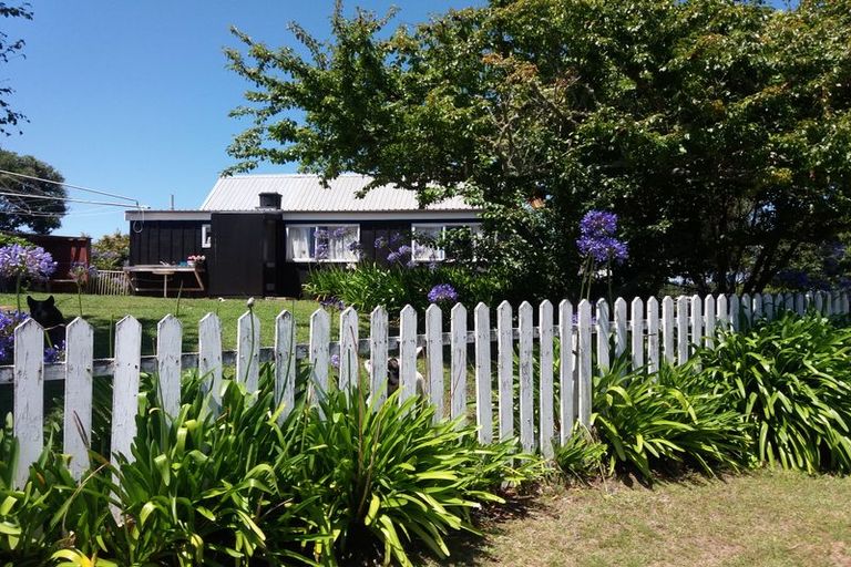 Photo of property in 22 Koutunui Road, Athenree, Katikati, 3177