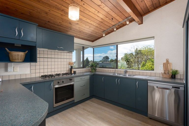 Photo of property in 185 Cambridge Road, Bethlehem, Tauranga, 3110