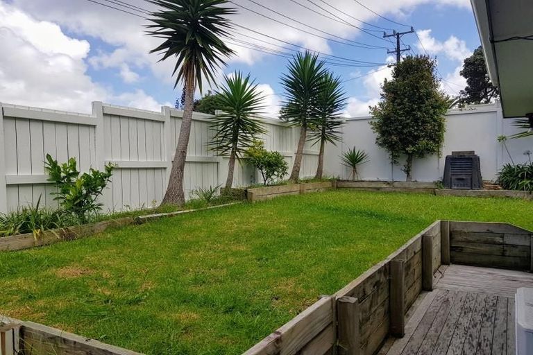 Photo of property in 1/23 Harley Road, Takapuna, Auckland, 0622