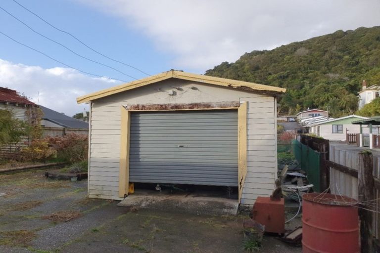 Photo of property in 9 Alexander Terrace, Greymouth, 7805