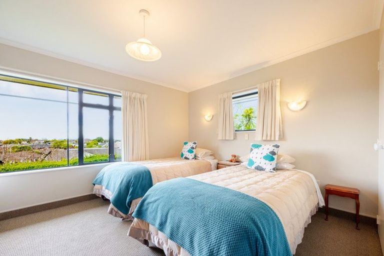 Photo of property in 41 Hetley Crescent, Taradale, Napier, 4112