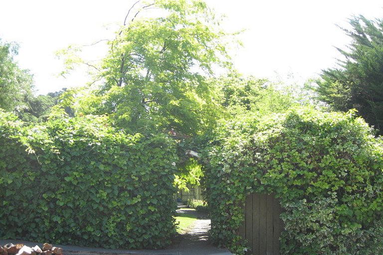 Photo of property in 2 The Crescent, Hillsborough, Christchurch, 8022