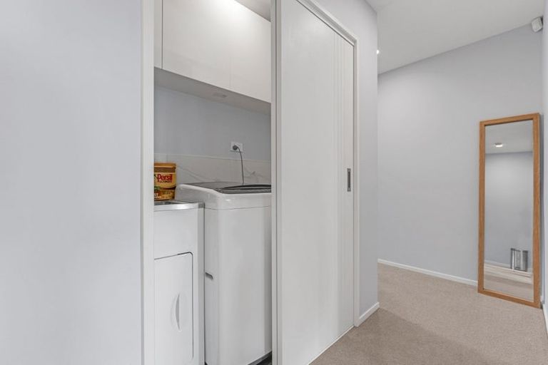 Photo of property in 9d Epping Road, Henderson, Auckland, 0610