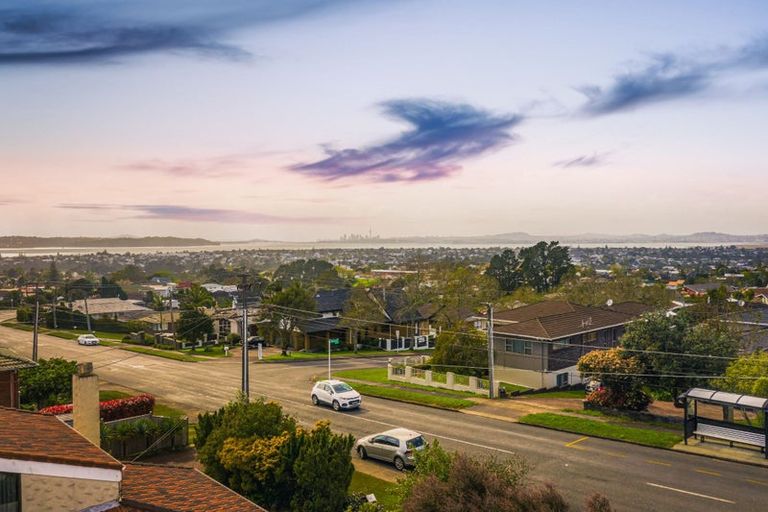 Photo of property in 166 Royal Road, Massey, Auckland, 0614