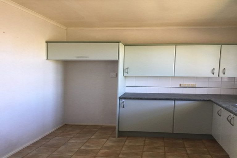 Photo of property in 17 Greenhill Crescent, Pakuranga, Auckland, 2010