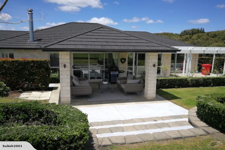 Photo of property in 101 Gervin Road, Wainui, Silverdale, 0992
