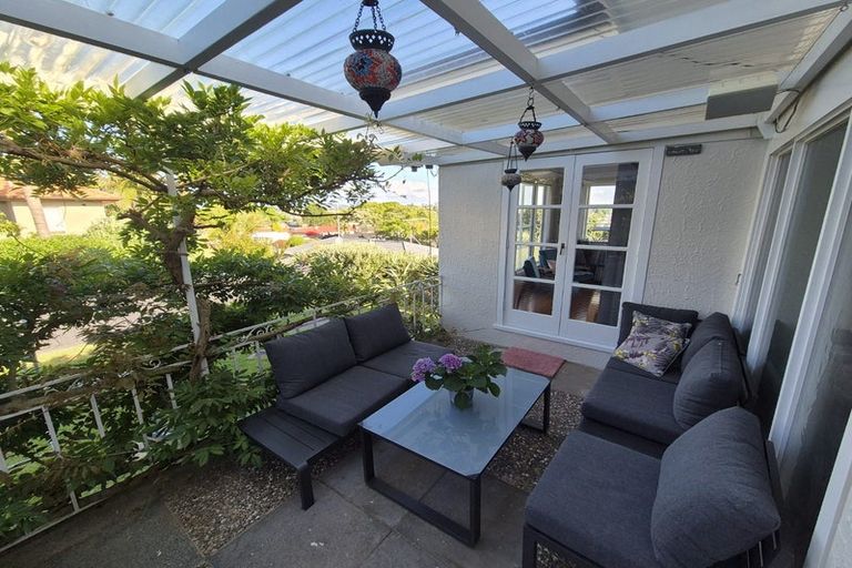 Photo of property in 17 Howe Street, Howick, Auckland, 2014