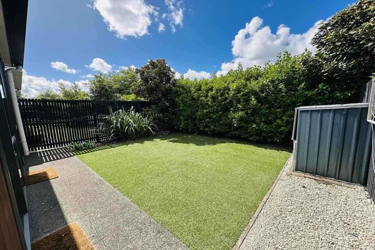 Photo of property in 4 Troop Road, Papakura, 2110