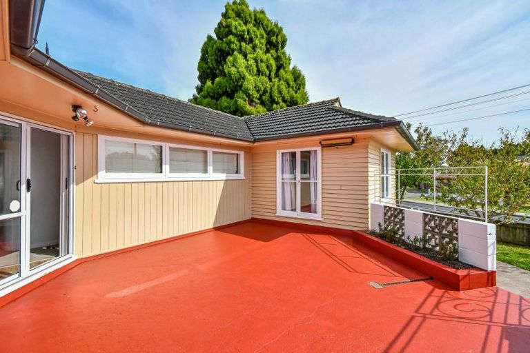 Photo of property in 2/10 Liverpool Street, Papakura, 2110