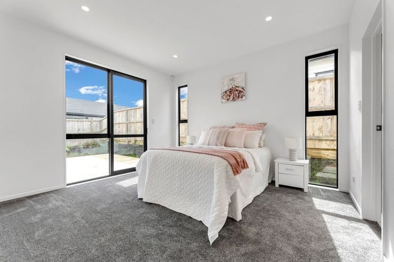 Photo of property in 121 Hitchen Road, Pokeno, 2402