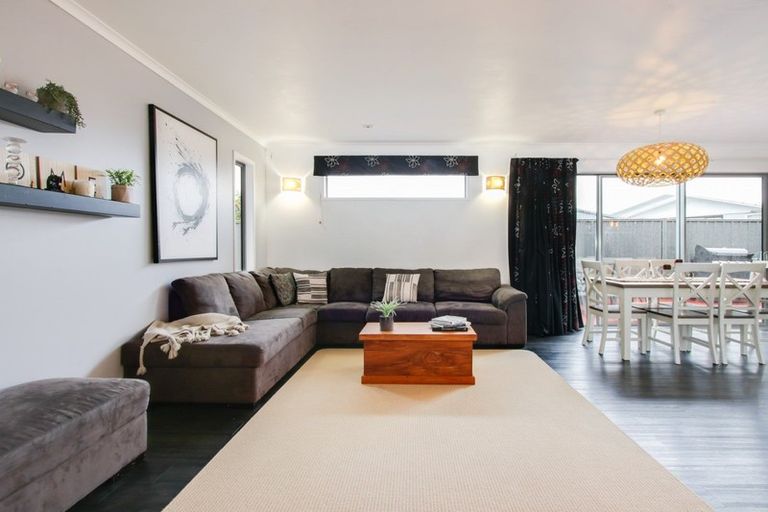 Photo of property in 22a Kauri Street, Taradale, Napier, 4112