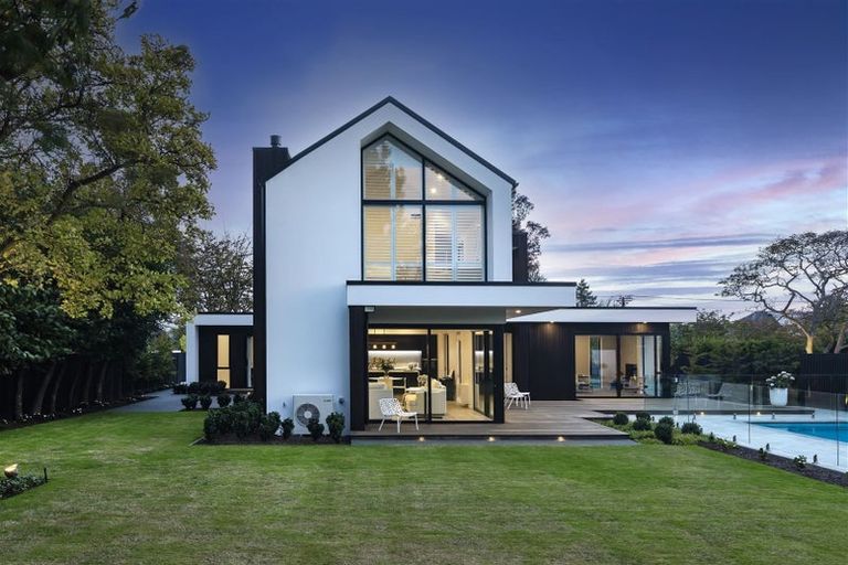 Photo of property in 95 Mays Road, St Albans, Christchurch, 8052