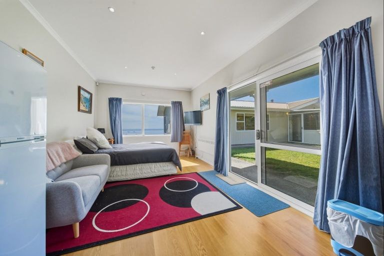Photo of property in 879 Mataikona Road, Mataikona, Masterton, 5889