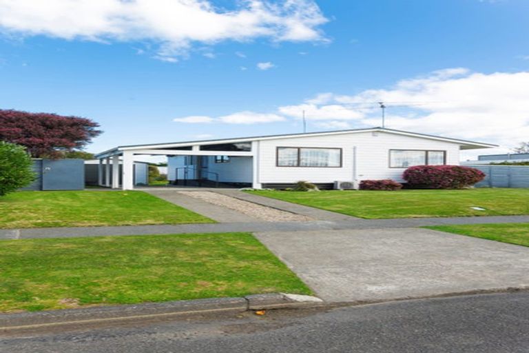 Photo of property in 48 Andrew Street, Elgin, Gisborne, 4010