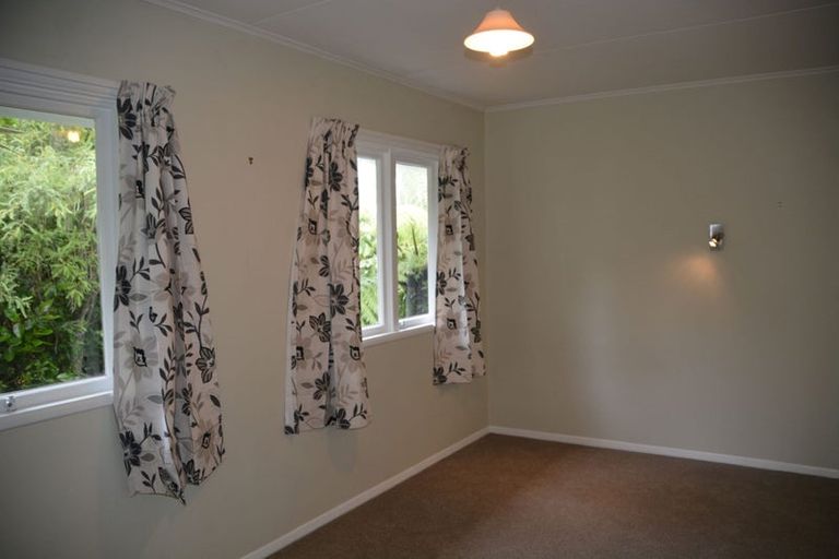 Photo of property in 12 Cheshire Street, Wilton, Wellington, 6012