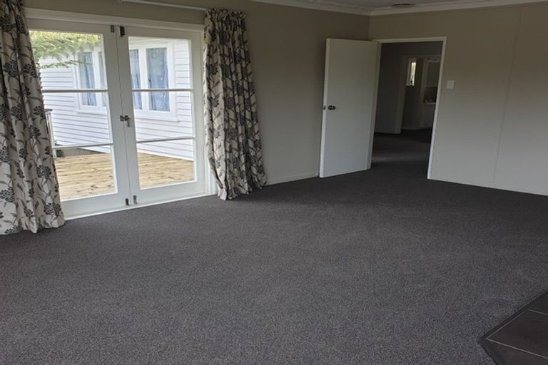 Photo of property in 131 Queen Street, Waiuku, 2123