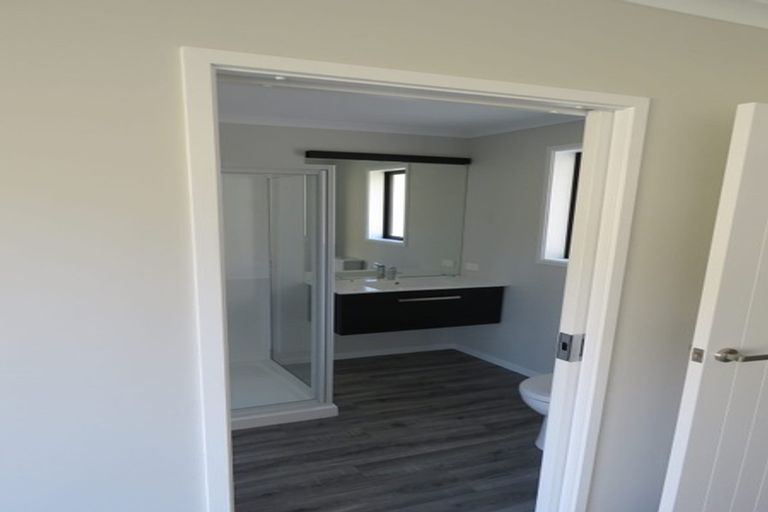 Photo of property in 12 Yorkshire Close, Whitby, Porirua, 5024