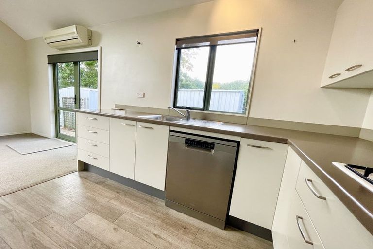 Photo of property in 8b Te Papau Crescent, Diamond Harbour, 8972