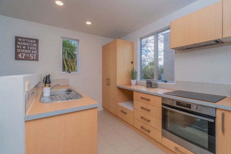 Photo of property in 435c West Coast Road, Glen Eden, Auckland, 0602