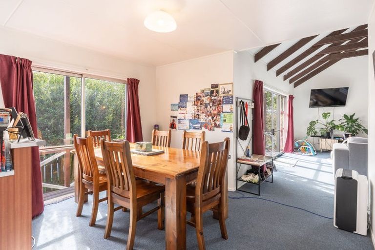 Photo of property in 19 Tawavale Street, Pukehangi, Rotorua, 3015