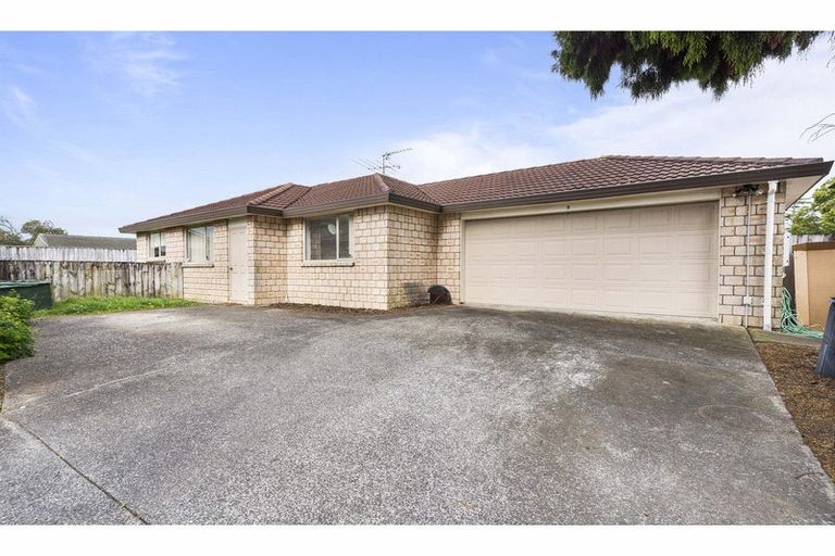 Photo of property in 9 Les Marston Place, Pukekohe, 2120