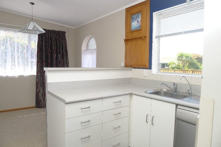 Photo of property in 1/17 Anaru Street, Raumati Beach, Paraparaumu, 5032