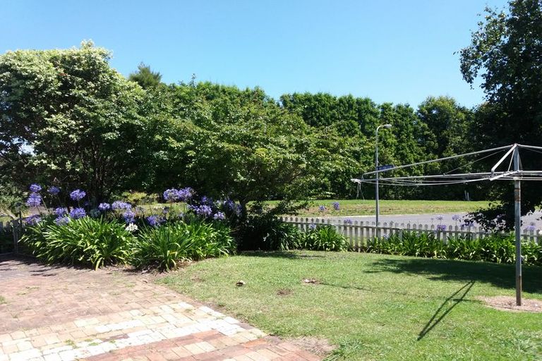 Photo of property in 22 Koutunui Road, Athenree, Katikati, 3177