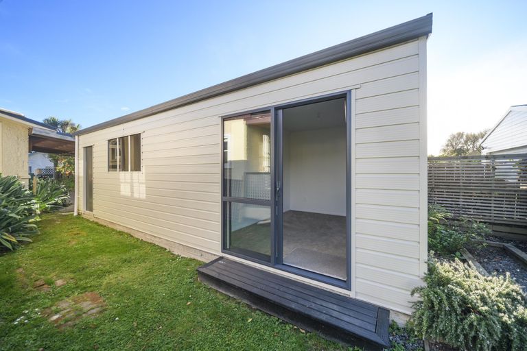 Photo of property in 45 South Street, West End, Palmerston North, 4410
