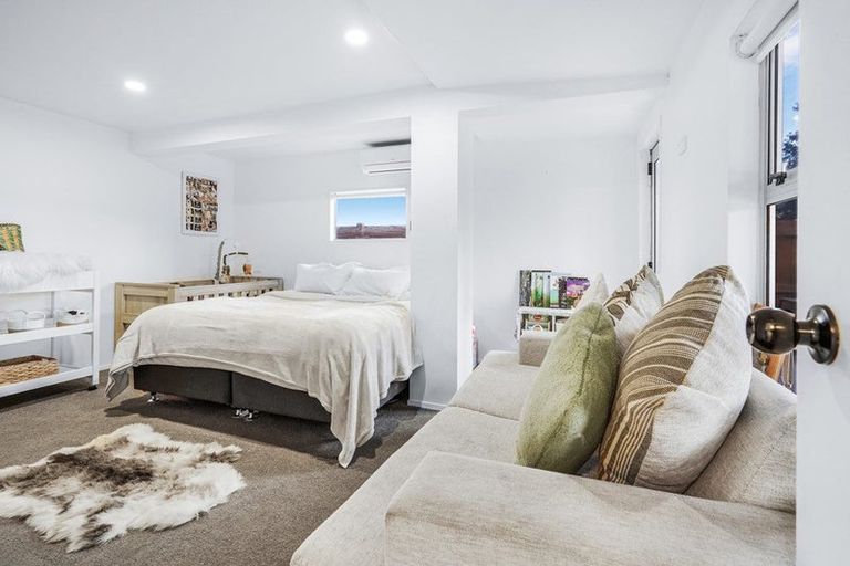 Photo of property in 16 Shelley Jane Place, Dinsdale, Hamilton, 3204