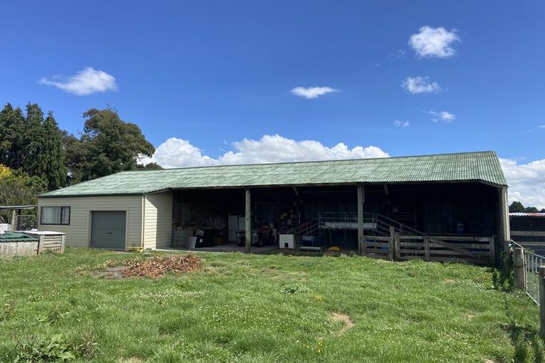 Photo of property in 2337 Rangiwahia Road, Rangiwahia, Kimbolton, 4774