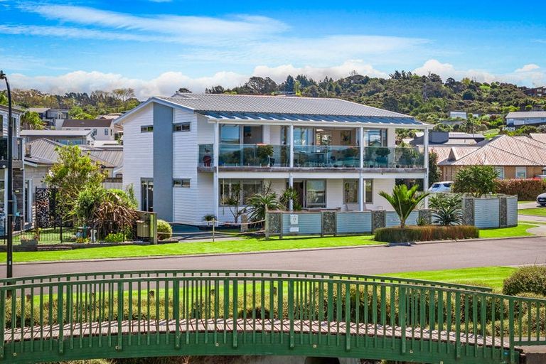 Photo of property in 29 Schooner Avenue, Snells Beach, 0920