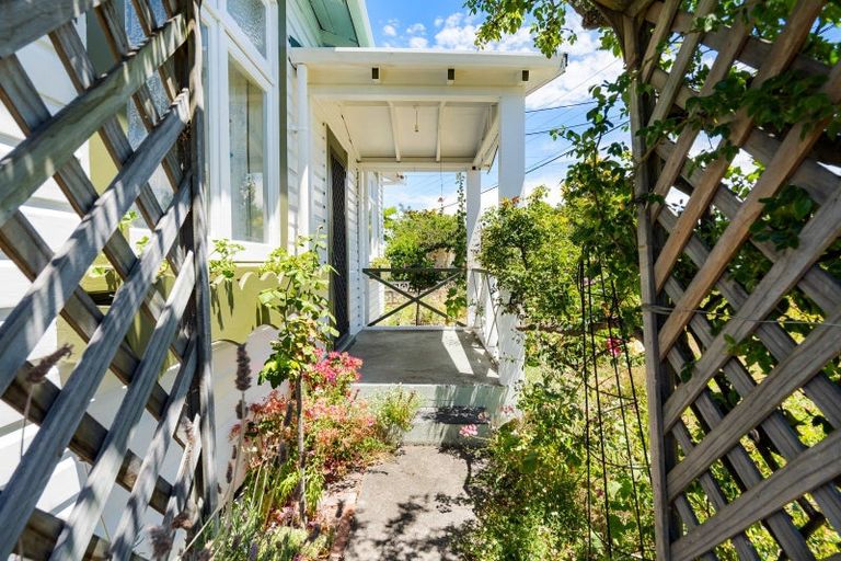 Photo of property in 95 Avondale Road, Greenmeadows, Napier, 4112