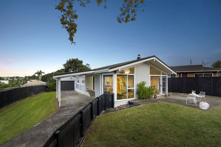 Photo of property in 349 Royal Road, Massey, Auckland, 0614