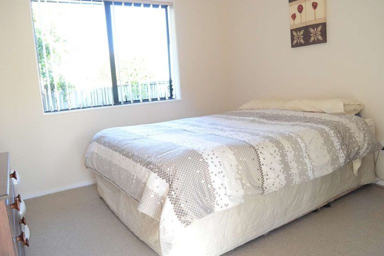 Photo of property in 11 Chiania Place, Somerville, Auckland, 2014