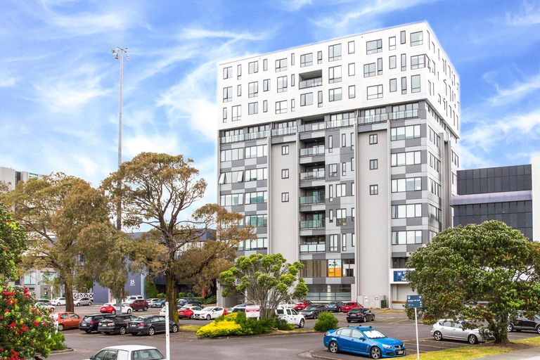 Photo of property in Twin Towers, 907/17 Putney Way, Manukau, Auckland, 2104