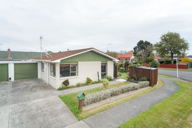 Photo of property in 49 Chippendale Crescent, Highbury, Palmerston North, 4412