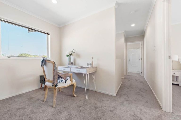 Photo of property in 63a Godley Road, Green Bay, Auckland, 0604